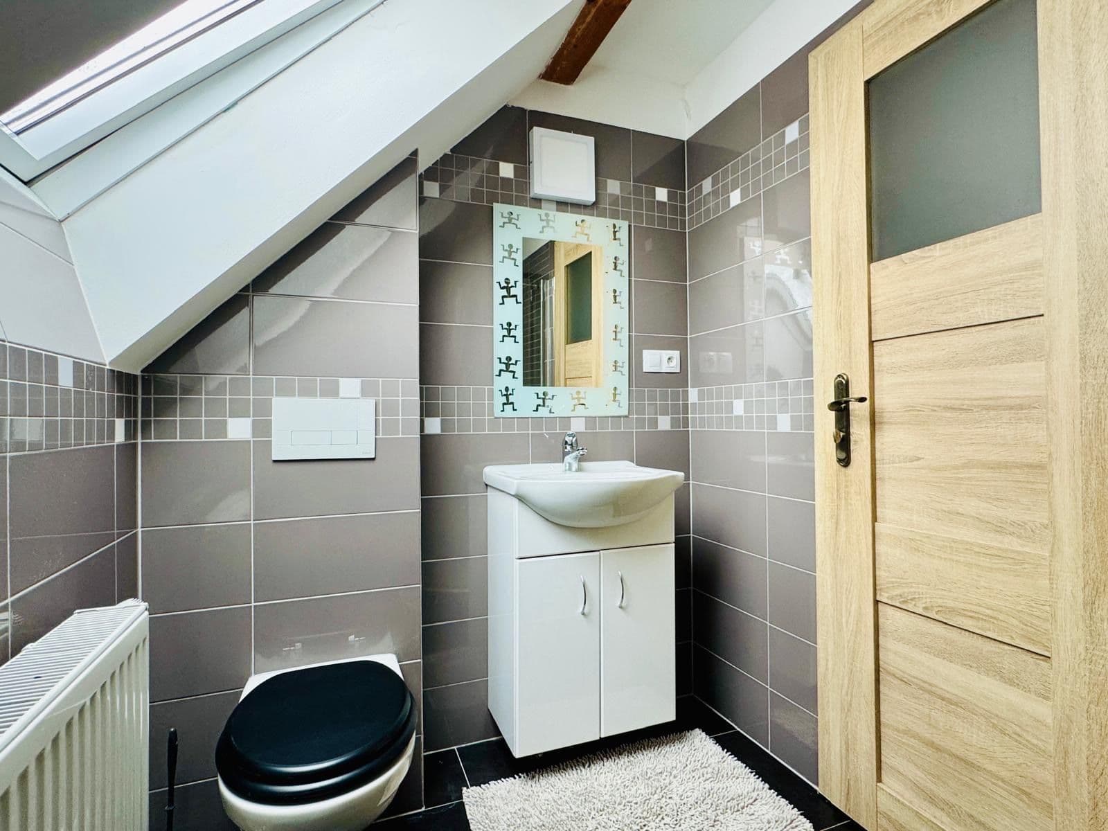 Prenájom domu 200 m², pozemok 1.000 m², Tři Sekery, Karlovarský kraj Prenájom domu 200 m², pozemok 1.000 m², Tři Sekery, Karlovarský kraj
