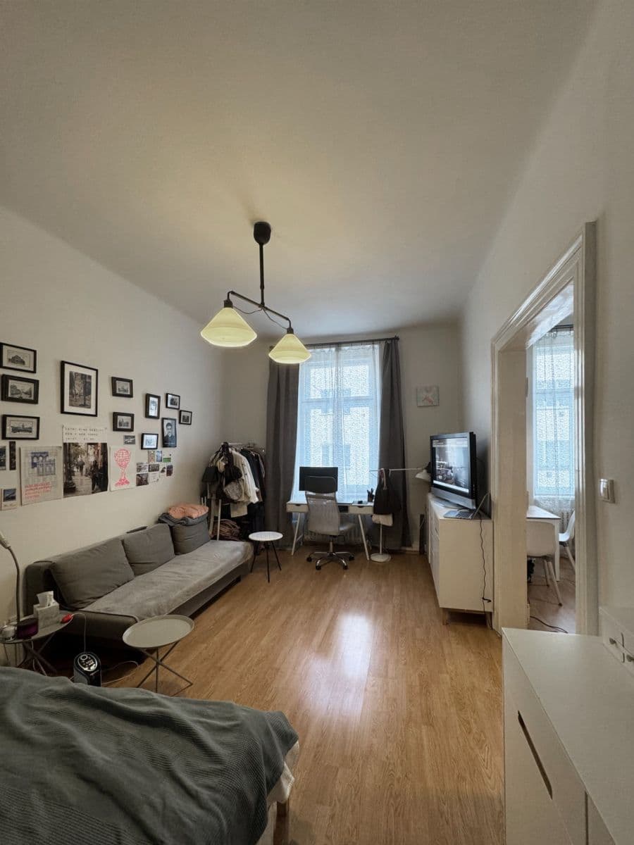 Prenájom bytu 1-izbový 34 m², Vrázova, Praha, Praha Prenájom bytu 1-izbový 34 m², Vrázova, Praha, Praha
