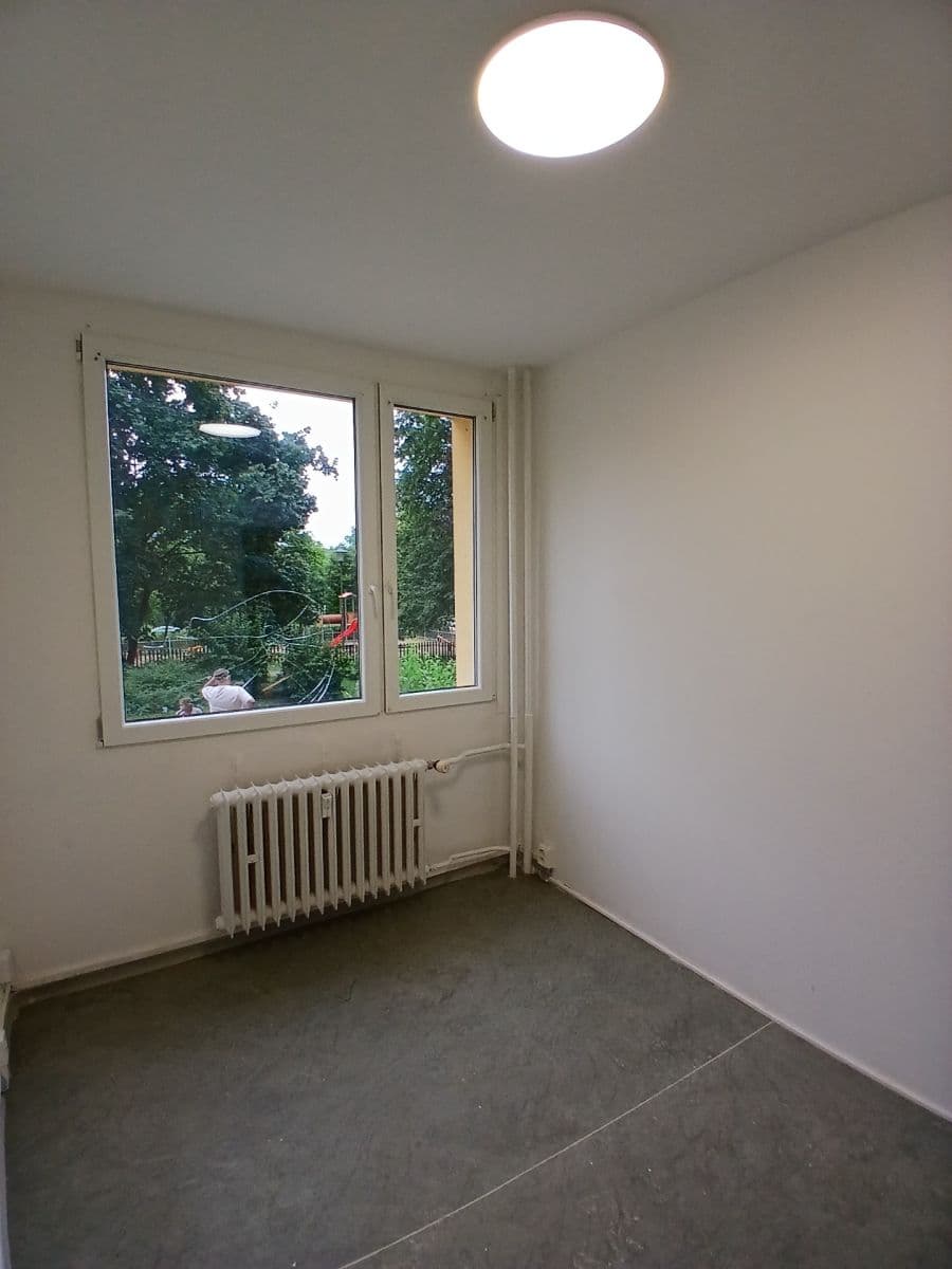 Prenájom bytu 3-izbový 55 m², K. H. Borovského, Most, Ústecký kraj Prenájom bytu 3-izbový 55 m², K. H. Borovského, Most, Ústecký kraj