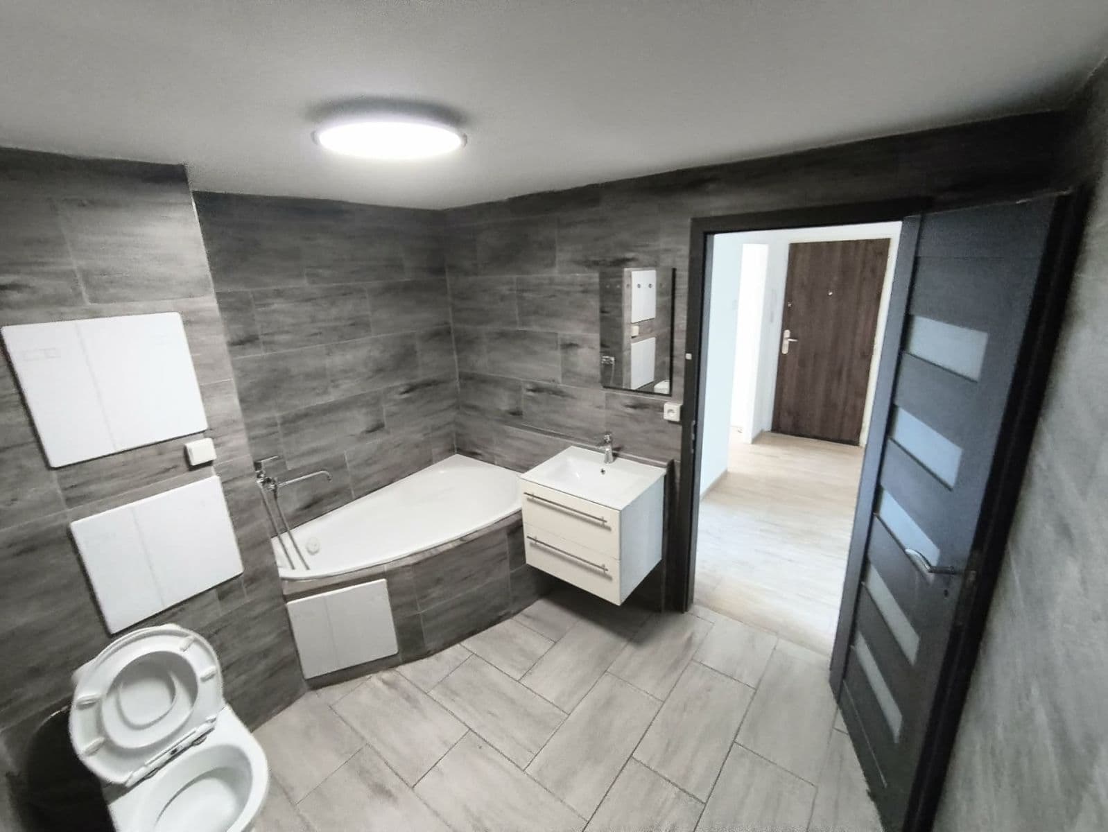 Prenájom bytu 3-izbový 55 m², K. H. Borovského, Most, Ústecký kraj Prenájom bytu 3-izbový 55 m², K. H. Borovského, Most, Ústecký kraj
