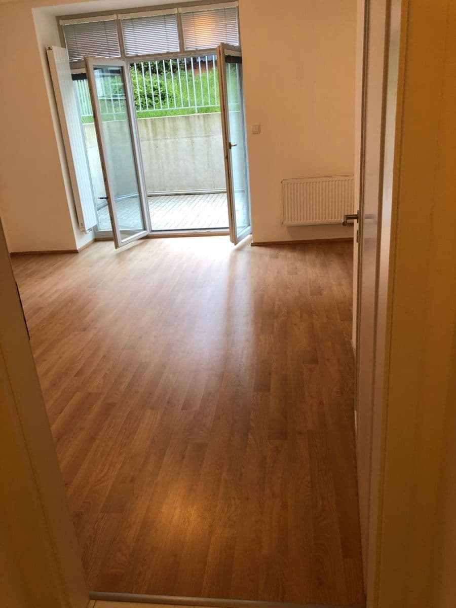 Prenájom bytu 1-izbový 37 m², Výstavní, Brno, Jihomoravský kraj Prenájom bytu 1-izbový 37 m², Výstavní, Brno, Jihomoravský kraj