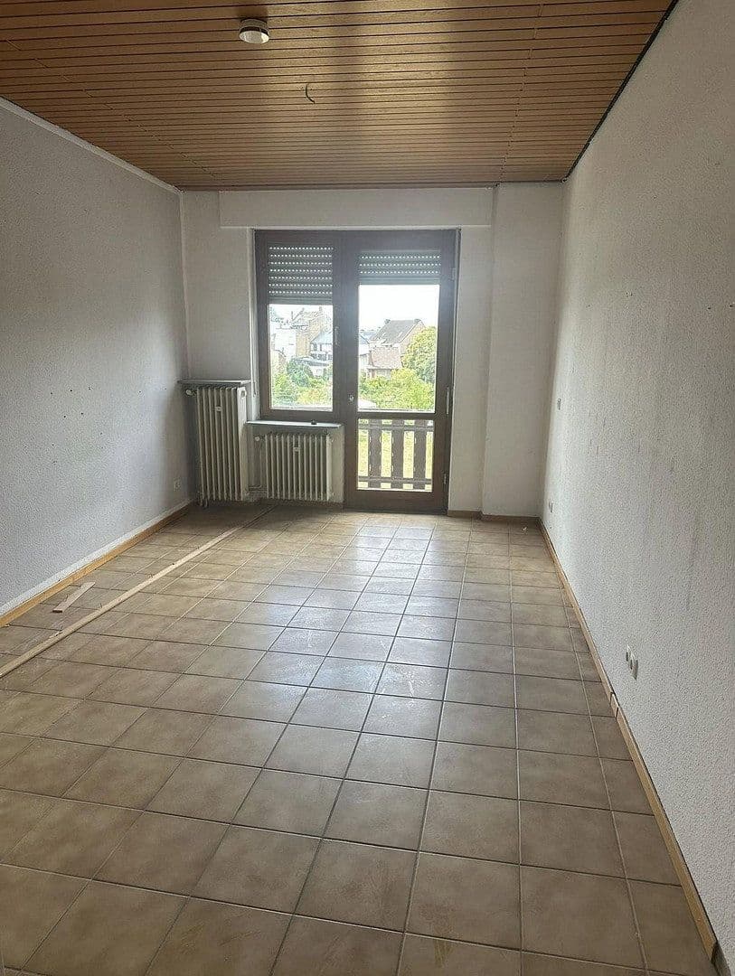 Prenájom bytu 4-izbový 103 m², Neuwied, Porýnie-Falcko Prenájom bytu 4-izbový 103 m², Neuwied, Porýnie-Falcko
