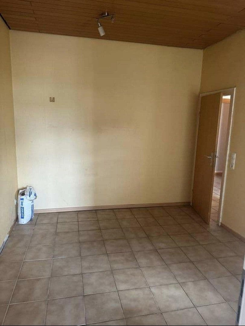 Prenájom bytu 4-izbový 103 m², Neuwied, Porýnie-Falcko Prenájom bytu 4-izbový 103 m², Neuwied, Porýnie-Falcko