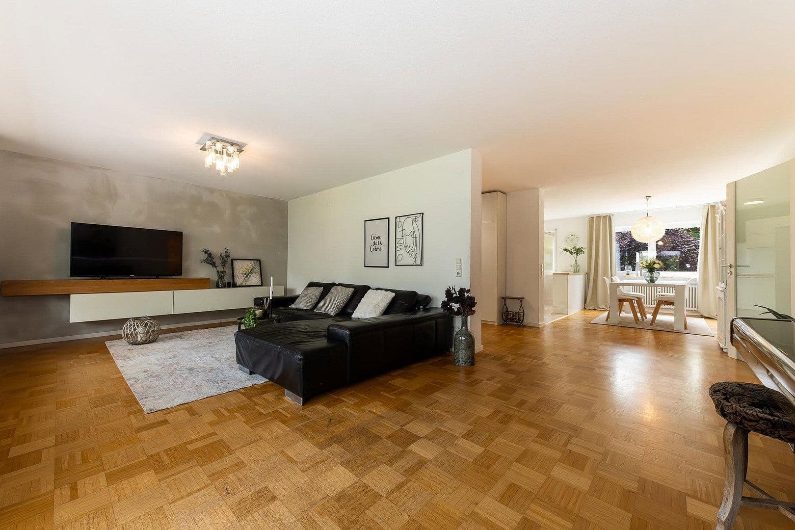 Predaj bytu 4-izbový 120 m², Friedensplatz 5, Heilbronn, Bádensko-Wurttembersko Predaj bytu 4-izbový 120 m², Friedensplatz 5, Heilbronn, Bádensko-Wurttembersko