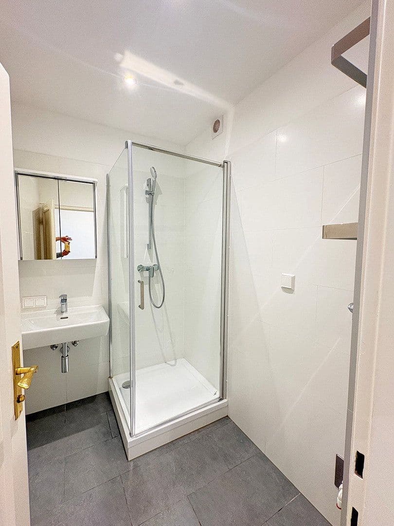 Prenájom bytu 2-izbový 46 m², Pötzleinsdorfer Straße 194, Wien, Viedeň Prenájom bytu 2-izbový 46 m², Pötzleinsdorfer Straße 194, Wien, Viedeň