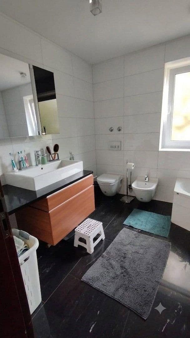 Predaj domu 355 m², pozemok 597 m², Lüdenscheid, Severné Porýnie - Westfálsko Predaj domu 355 m², pozemok 597 m², Lüdenscheid, Severné Porýnie - Westfálsko