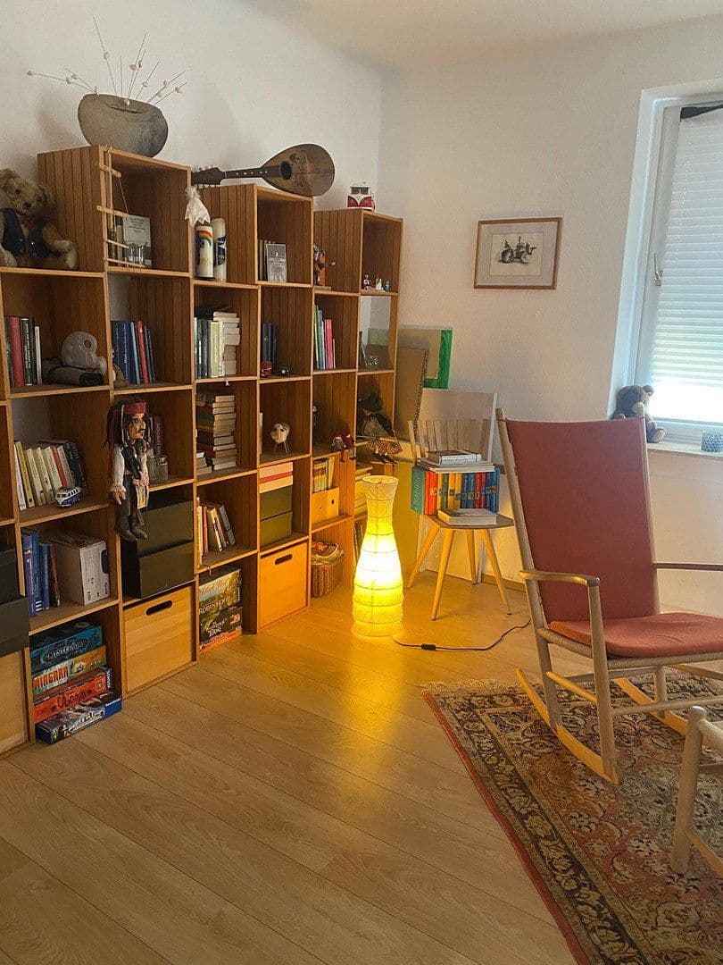 Prenájom bytu 4-izbový 100 m², Feuergraben 6, Hameln, Dolné Sasko Prenájom bytu 4-izbový 100 m², Feuergraben 6, Hameln, Dolné Sasko