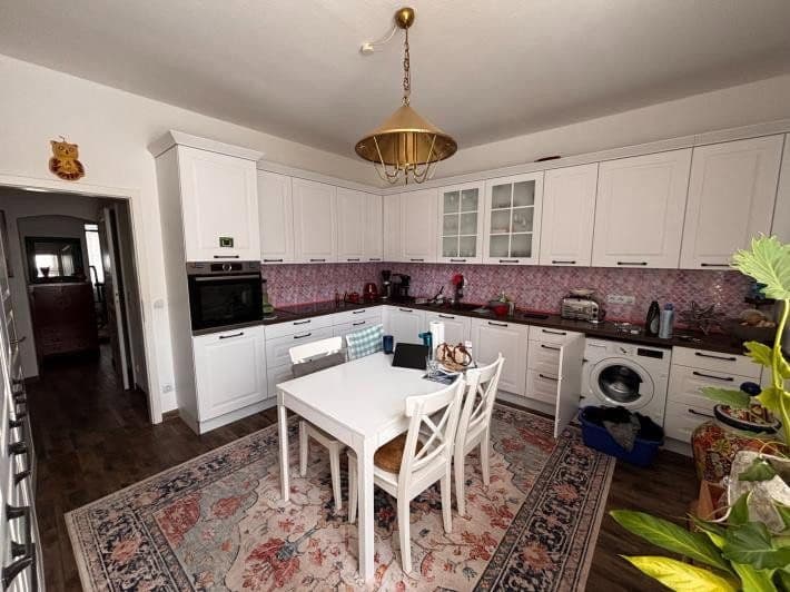 Predaj bytu 5-izbový 125 m², Essen, Severné Porýnie - Westfálsko Predaj bytu 5-izbový 125 m², Essen, Severné Porýnie - Westfálsko