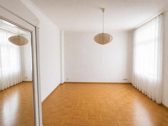 Predaj bytu 5-izbový 125 m², Essen, Severné Porýnie - Westfálsko Predaj bytu 5-izbový 125 m², Essen, Severné Porýnie - Westfálsko