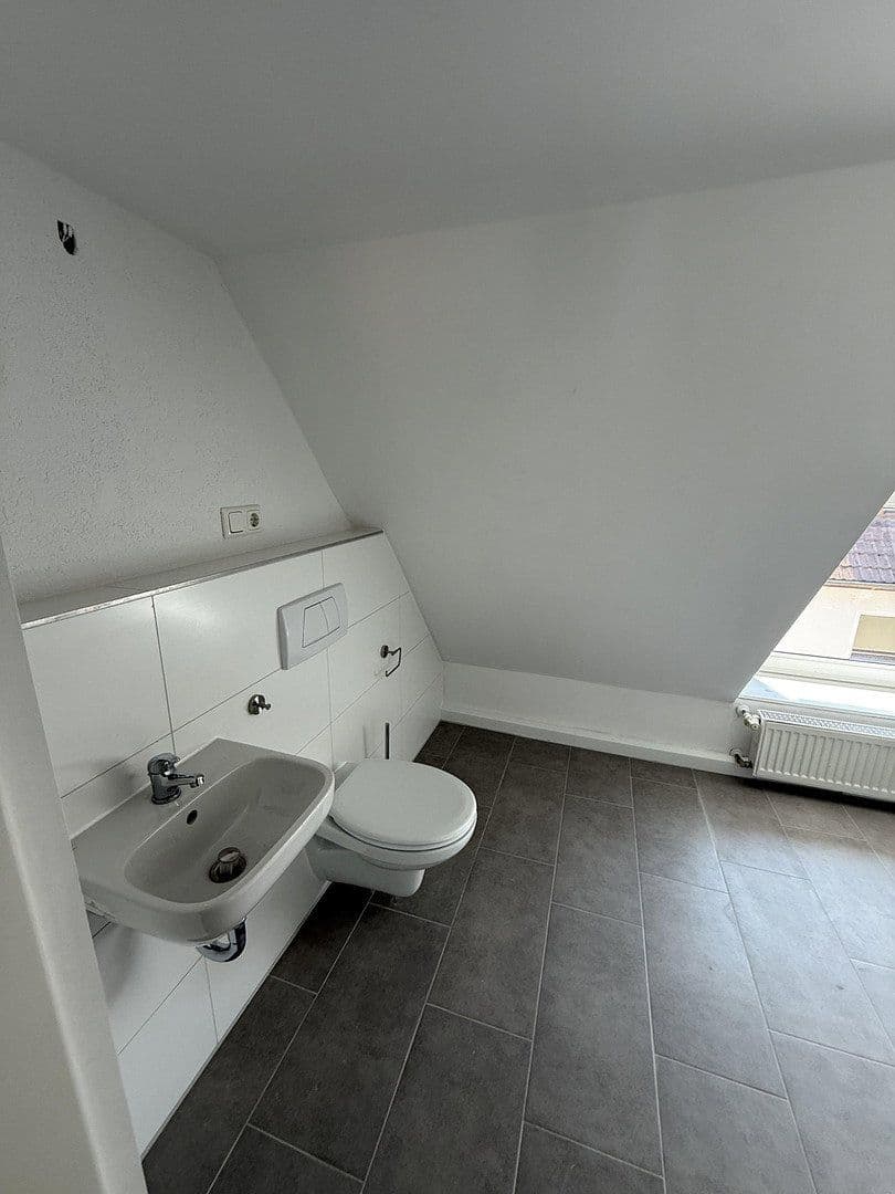 Prenájom bytu 5-izbový 147 m², Hermannstraße, Lauf an der Pegnitz, Bavorsko Prenájom bytu 5-izbový 147 m², Hermannstraße, Lauf an der Pegnitz, Bavorsko