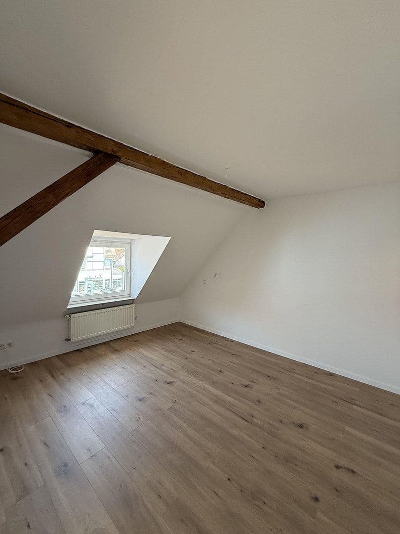 Prenájom bytu 5-izbový 147 m², Hermannstraße, Lauf an der Pegnitz, Bavorsko Prenájom bytu 5-izbový 147 m², Hermannstraße, Lauf an der Pegnitz, Bavorsko