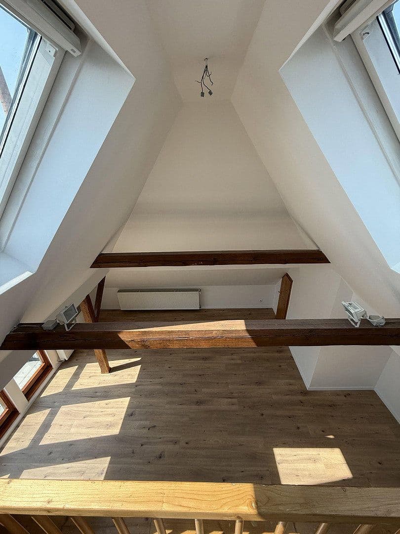 Prenájom bytu 5-izbový 147 m², Hermannstraße, Lauf an der Pegnitz, Bavorsko Prenájom bytu 5-izbový 147 m², Hermannstraße, Lauf an der Pegnitz, Bavorsko