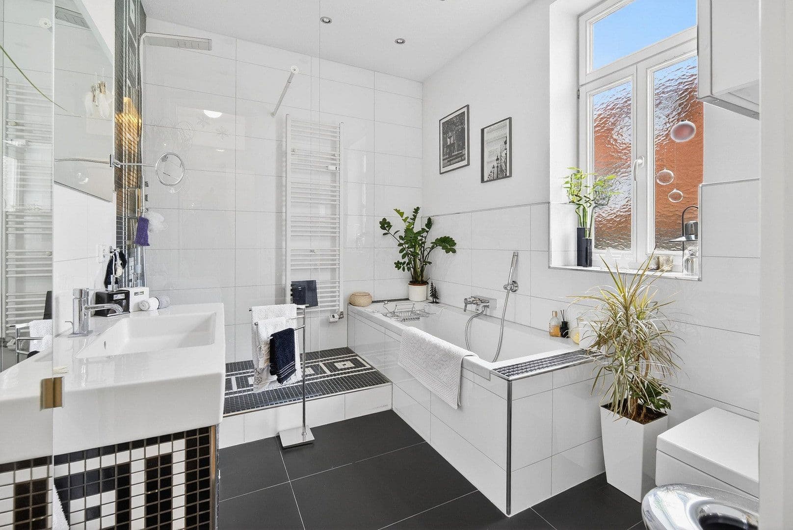 Predaj bytu 4-izbový 114 m², Esslingen am Neckar, Bádensko-Wurttembersko Predaj bytu 4-izbový 114 m², Esslingen am Neckar, Bádensko-Wurttembersko