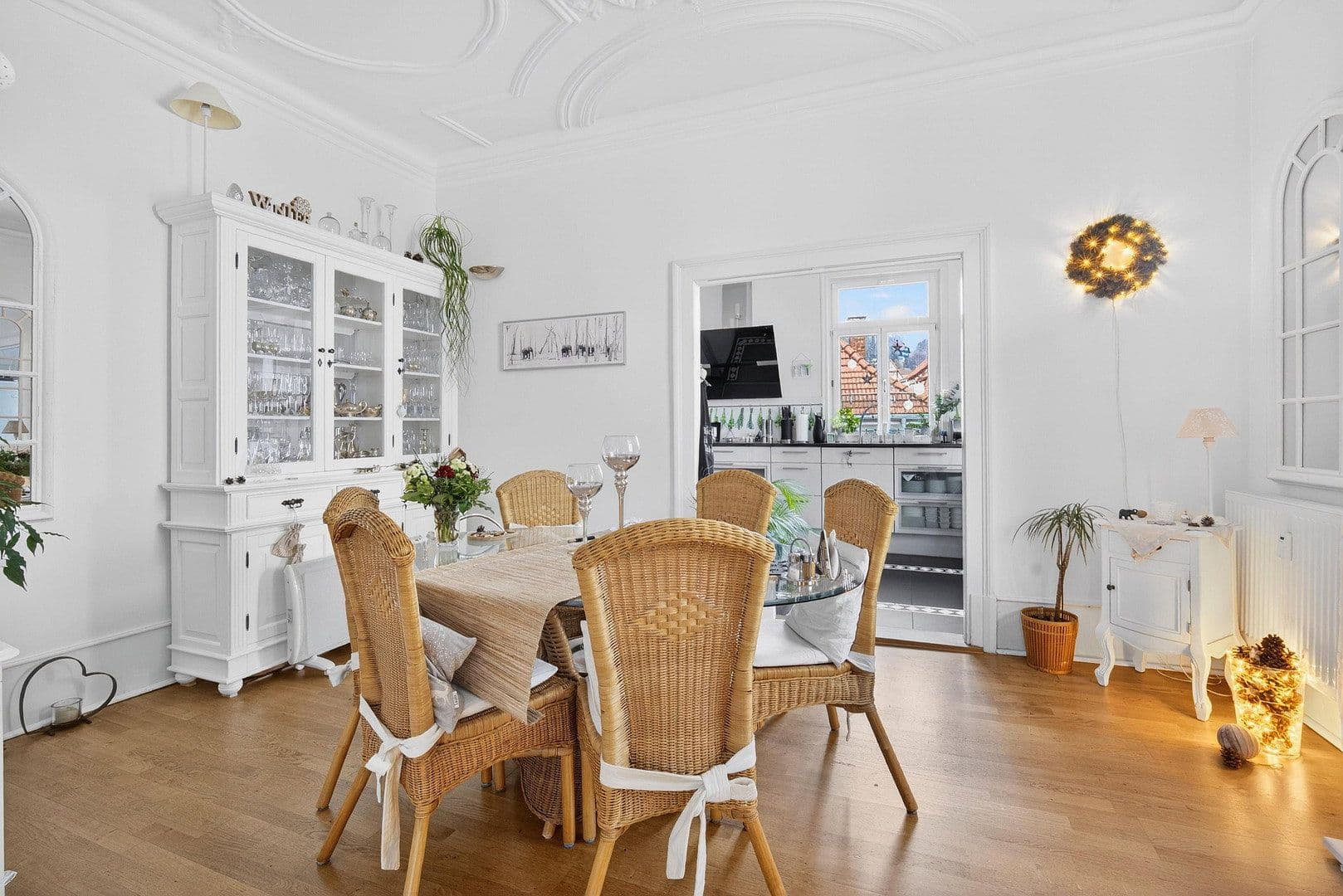 Predaj bytu 4-izbový 114 m², Esslingen am Neckar, Bádensko-Wurttembersko Predaj bytu 4-izbový 114 m², Esslingen am Neckar, Bádensko-Wurttembersko