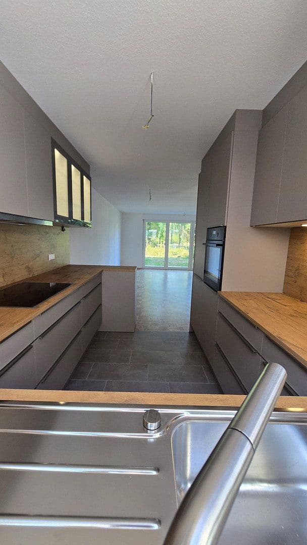 Prenájom domu 125 m², pozemok 168 m², Herbolzheimer Straße 26f, Herbolzheim, Bádensko-Wurttembersko Prenájom domu 125 m², pozemok 168 m², Herbolzheimer Straße 26f, Herbolzheim, Bádensko-Wurttembersko