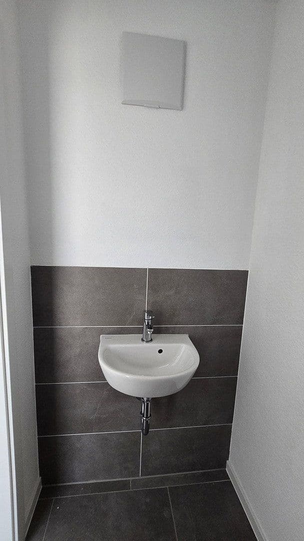 Prenájom domu 125 m², pozemok 168 m², Herbolzheimer Straße 26f, Herbolzheim, Bádensko-Wurttembersko Prenájom domu 125 m², pozemok 168 m², Herbolzheimer Straße 26f, Herbolzheim, Bádensko-Wurttembersko