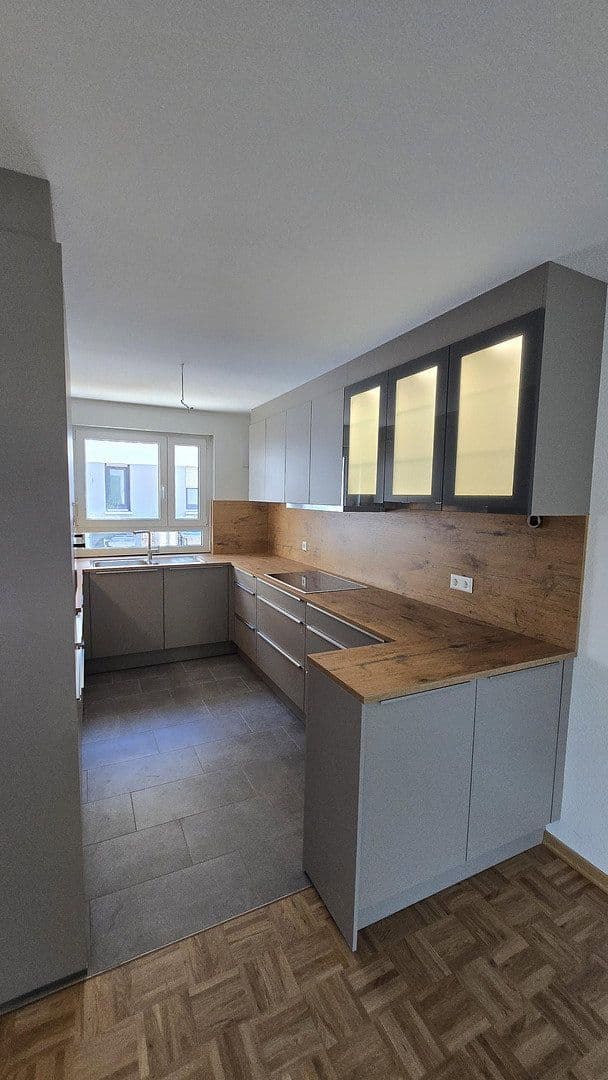 Prenájom domu 125 m², pozemok 168 m², Herbolzheimer Straße 26f, Herbolzheim, Bádensko-Wurttembersko Prenájom domu 125 m², pozemok 168 m², Herbolzheimer Straße 26f, Herbolzheim, Bádensko-Wurttembersko