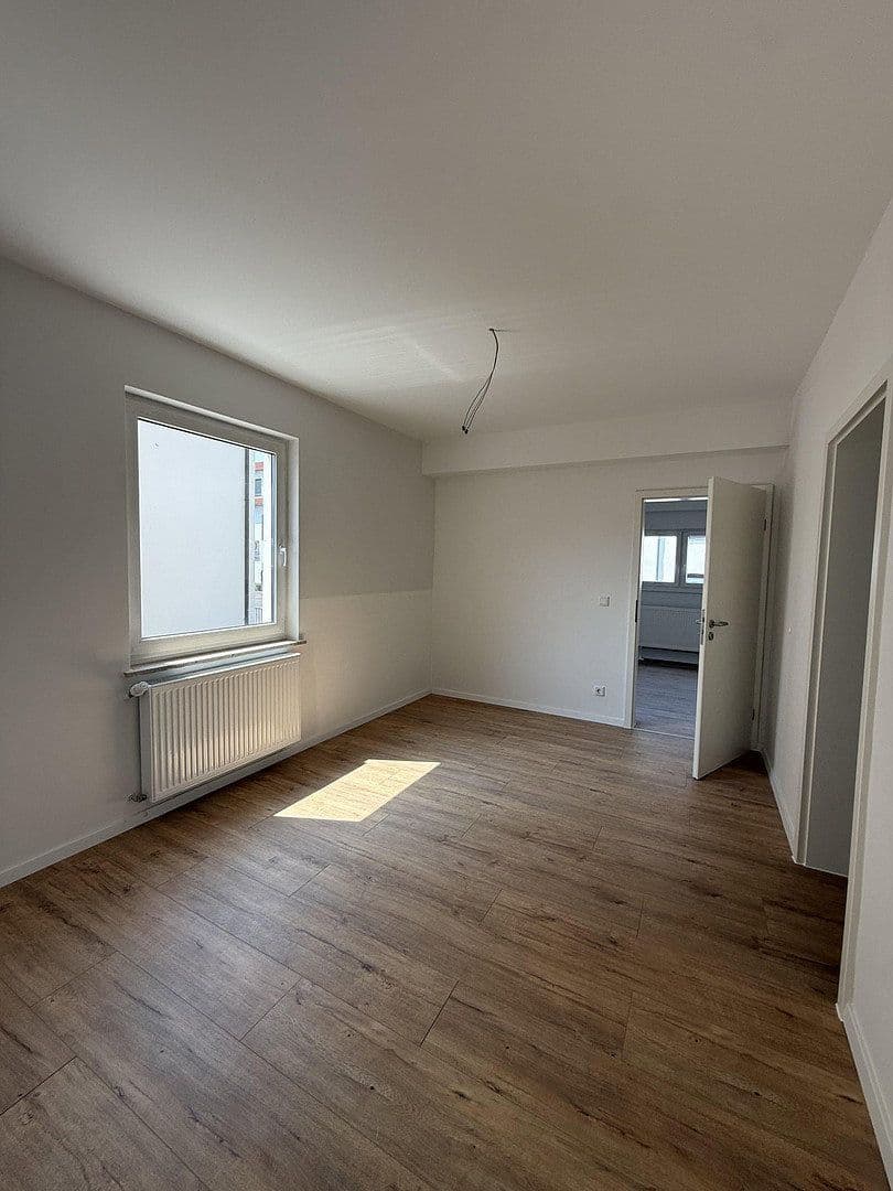 Prenájom bytu 3-izbový 71 m², Hermannstraße, Lauf an der Pegnitz, Bavorsko Prenájom bytu 3-izbový 71 m², Hermannstraße, Lauf an der Pegnitz, Bavorsko