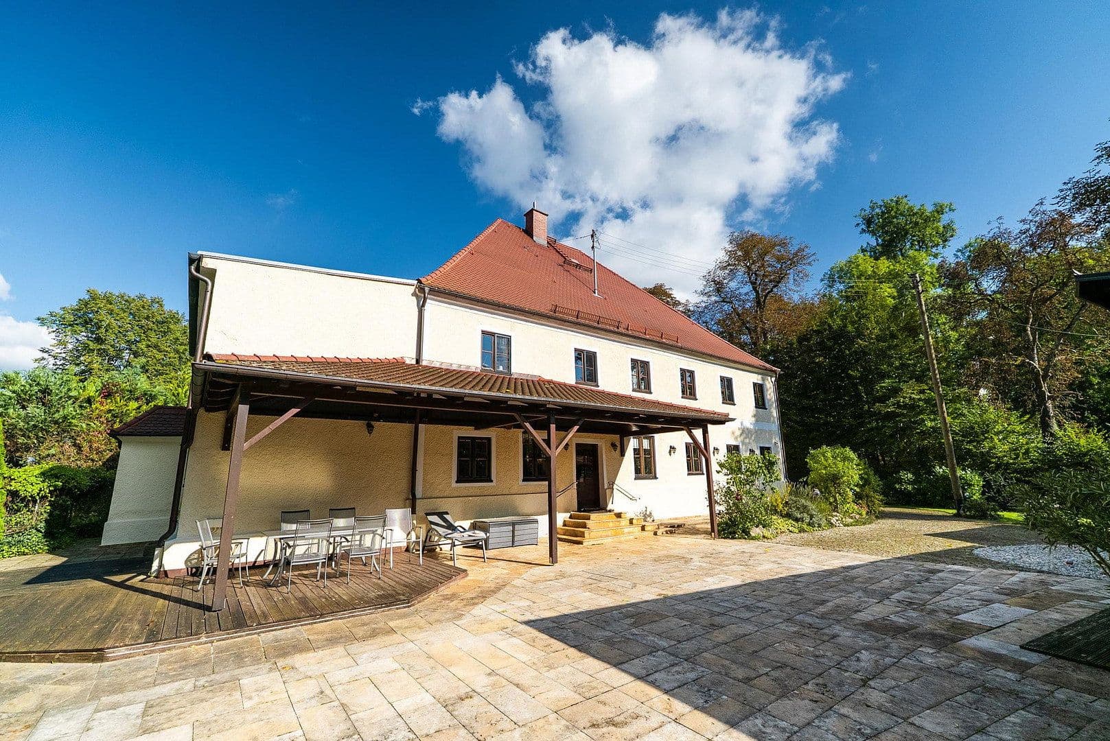 Predaj domu 480 m², pozemok 6.939 m², Egenhofen, Bavorsko Predaj domu 480 m², pozemok 6.939 m², Egenhofen, Bavorsko