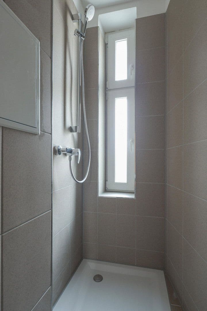 Prenájom bytu 2-izbový 68 m², Holländerstraße 24, Berlin, Berlín Prenájom bytu 2-izbový 68 m², Holländerstraße 24, Berlin, Berlín