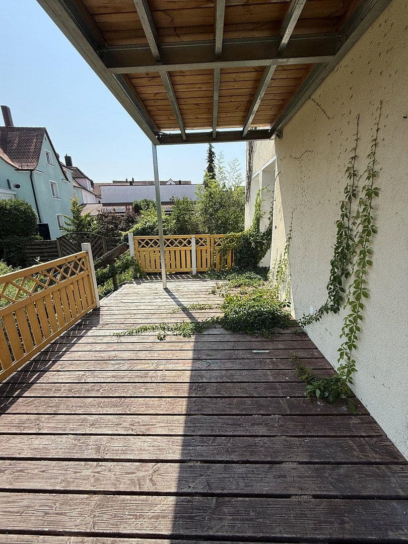 Prenájom bytu 3-izbový 88 m², Hermannstraße, Lauf an der Pegnitz, Bavorsko Prenájom bytu 3-izbový 88 m², Hermannstraße, Lauf an der Pegnitz, Bavorsko