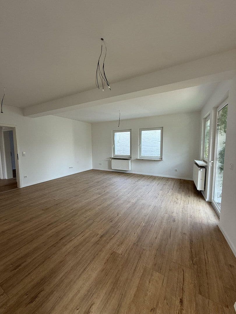 Prenájom bytu 3-izbový 88 m², Hermannstraße, Lauf an der Pegnitz, Bavorsko Prenájom bytu 3-izbový 88 m², Hermannstraße, Lauf an der Pegnitz, Bavorsko