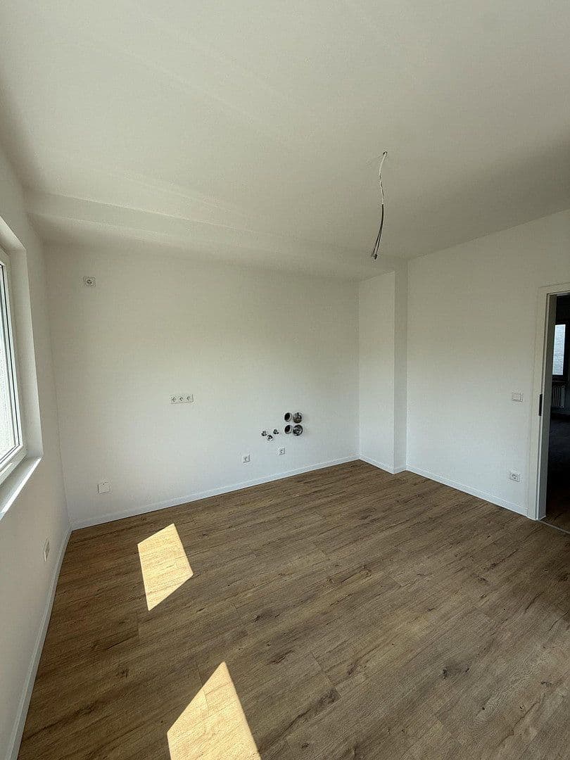 Prenájom bytu 3-izbový 88 m², Hermannstraße, Lauf an der Pegnitz, Bavorsko Prenájom bytu 3-izbový 88 m², Hermannstraße, Lauf an der Pegnitz, Bavorsko