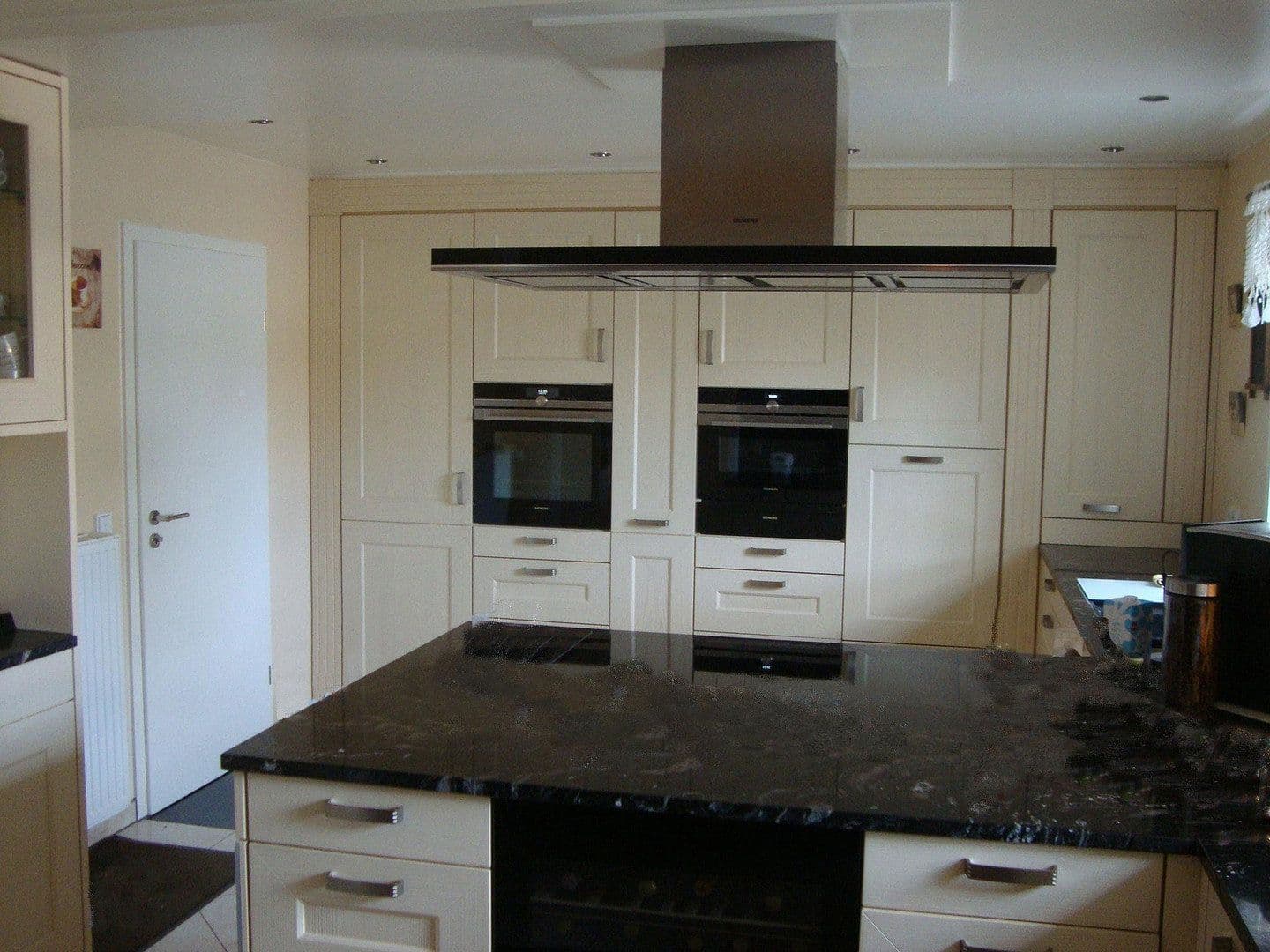 Predaj domu 600 m², pozemok 1.598 m², Fürstenfeldbruck, Bavorsko Predaj domu 600 m², pozemok 1.598 m², Fürstenfeldbruck, Bavorsko