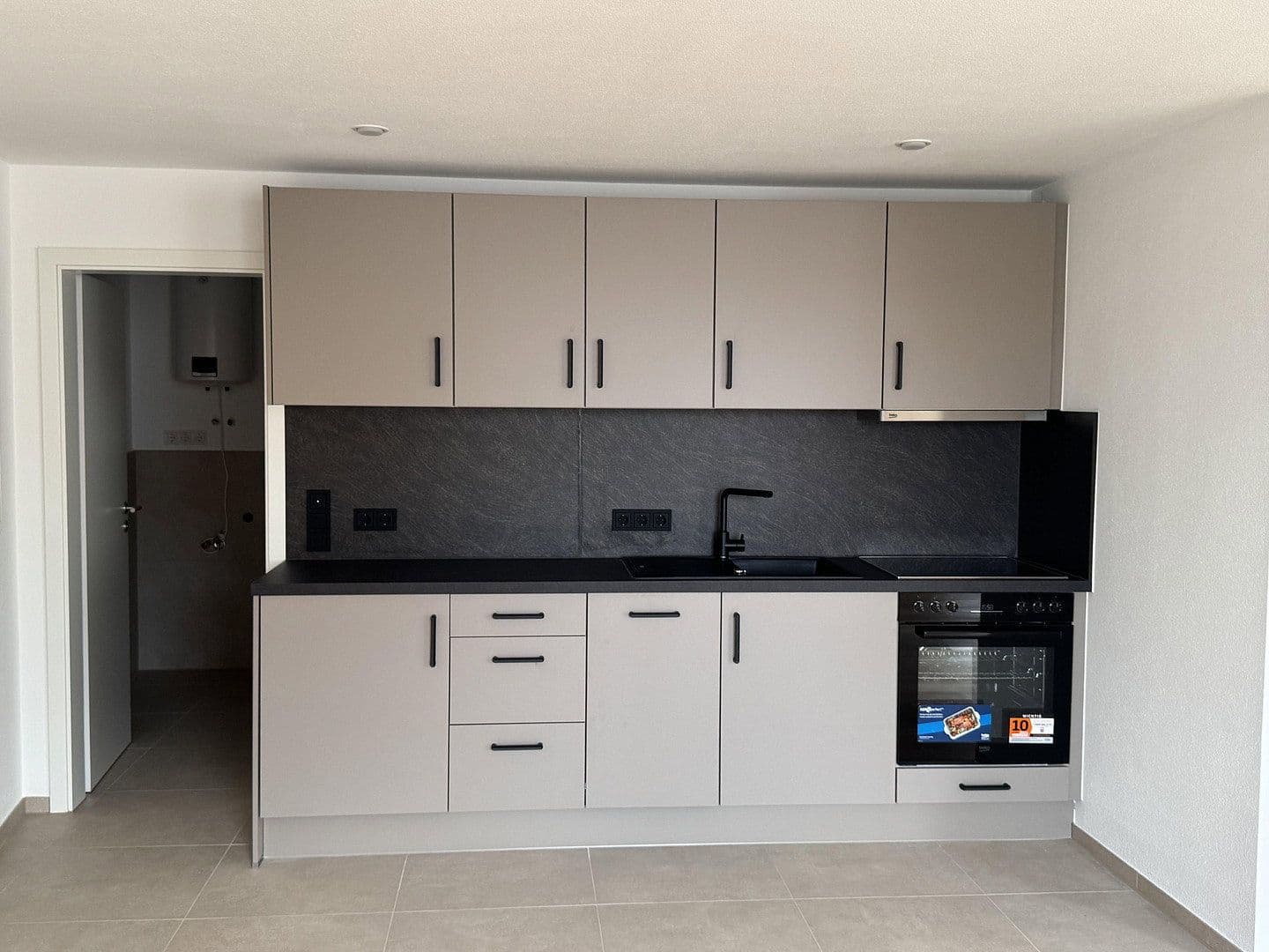 Prenájom bytu 1-izbový 38 m², Münsterplatz 5, Weingarten, Bádensko-Wurttembersko Prenájom bytu 1-izbový 38 m², Münsterplatz 5, Weingarten, Bádensko-Wurttembersko
