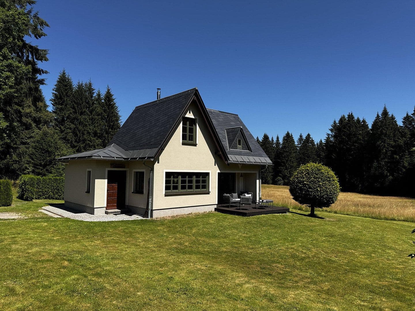 Predaj domu 113 m², pozemok 2.769 m², Eibenstock, Sasko Predaj domu 113 m², pozemok 2.769 m², Eibenstock, Sasko