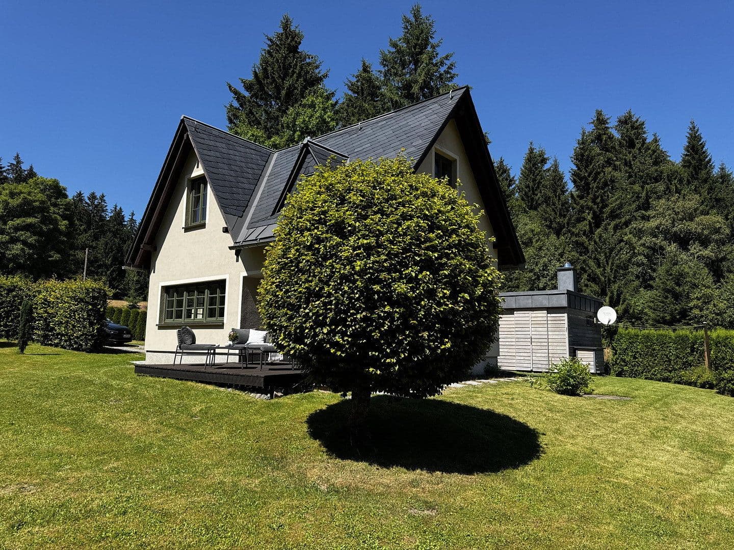 Predaj domu 113 m², pozemok 2.769 m², Eibenstock, Sasko Predaj domu 113 m², pozemok 2.769 m², Eibenstock, Sasko