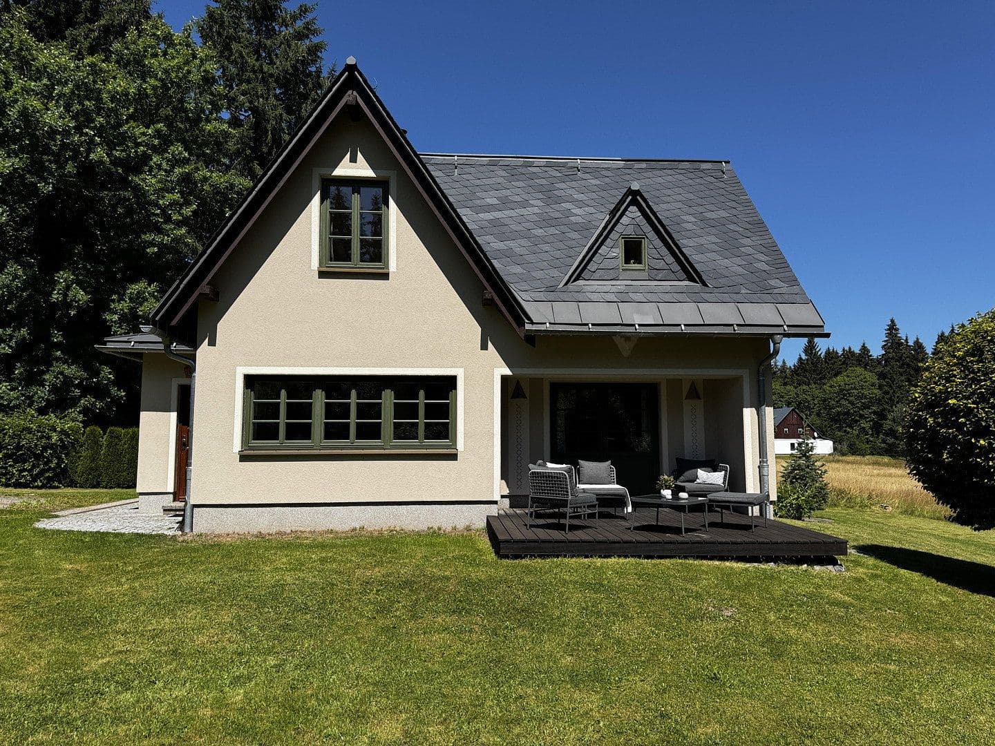 Predaj domu 113 m², pozemok 2.769 m², Eibenstock, Sasko Predaj domu 113 m², pozemok 2.769 m², Eibenstock, Sasko