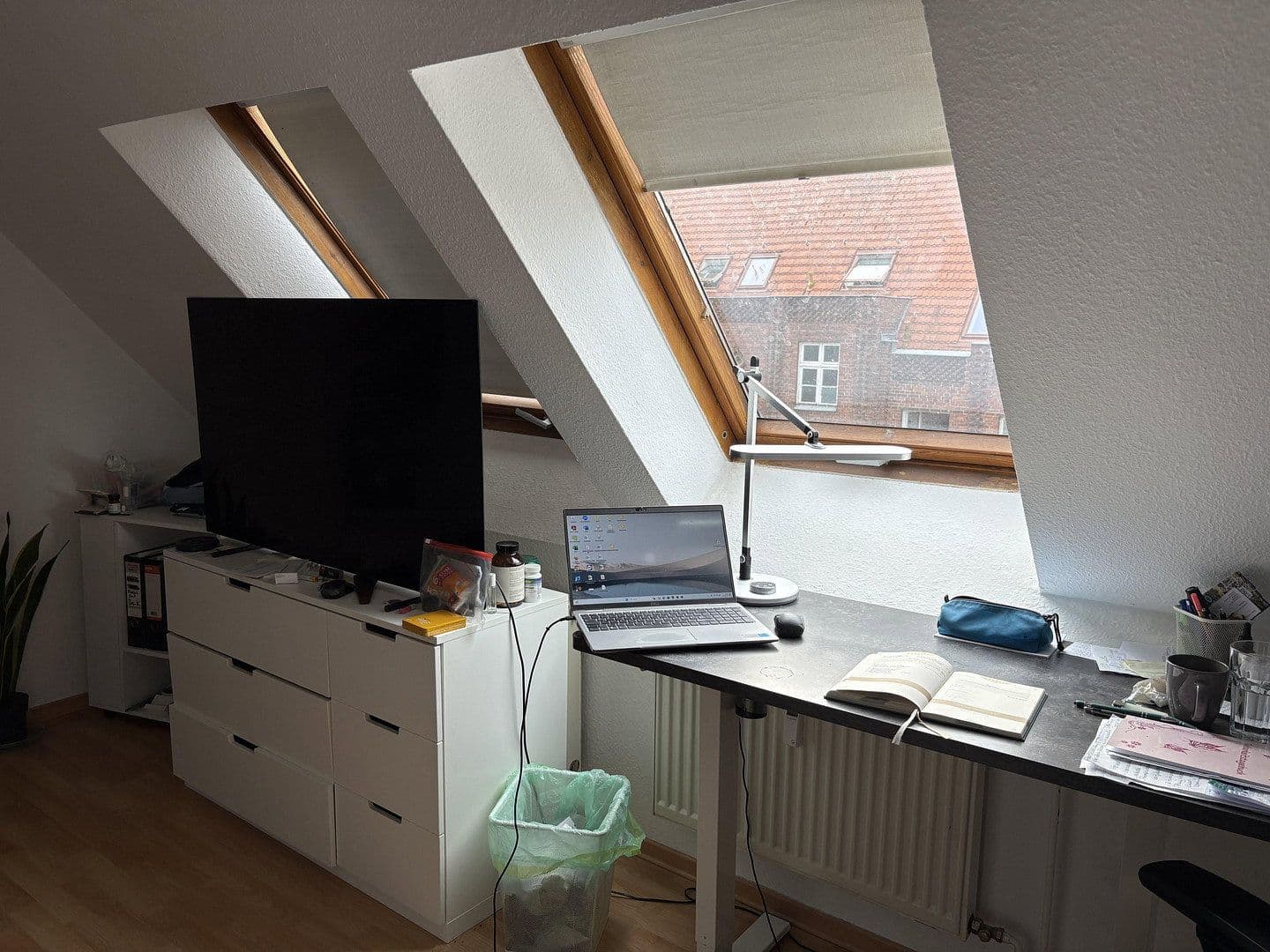 Prenájom bytu 2-izbový 74 m², Fennstr. 26, Berlin, Berlín Prenájom bytu 2-izbový 74 m², Fennstr. 26, Berlin, Berlín
