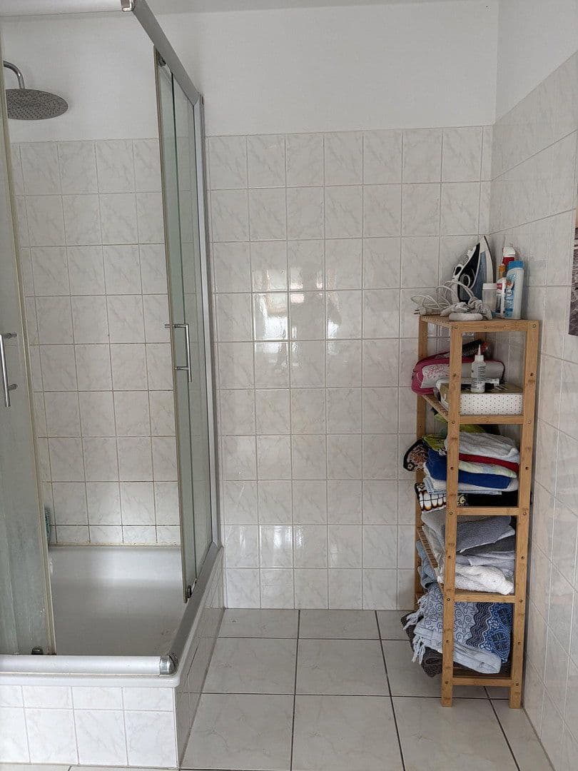 Prenájom bytu 2-izbový 74 m², Fennstr. 26, Berlin, Berlín Prenájom bytu 2-izbový 74 m², Fennstr. 26, Berlin, Berlín