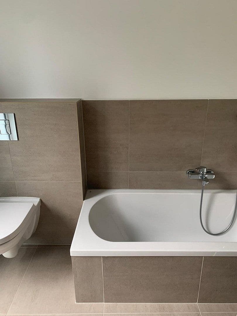 Prenájom bytu 3-izbový 95 m², Haberkamp 3, Bad Bevensen, Dolné Sasko Prenájom bytu 3-izbový 95 m², Haberkamp 3, Bad Bevensen, Dolné Sasko