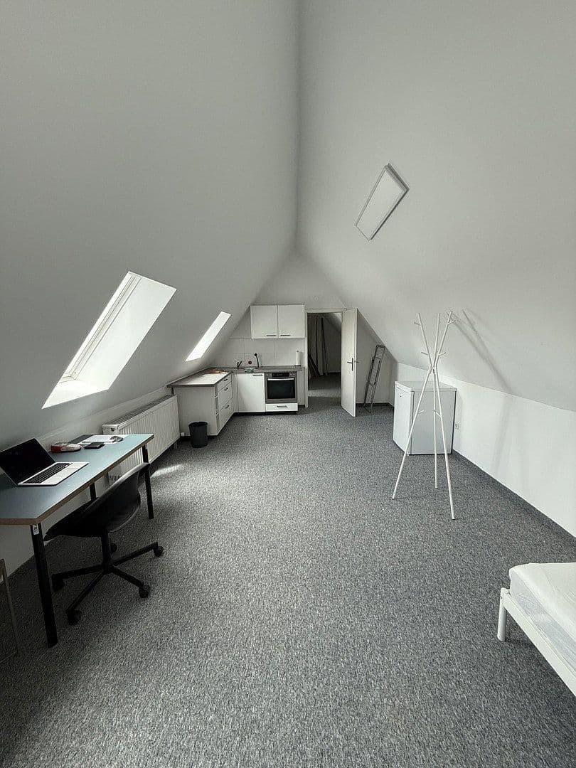 Prenájom bytu 1-izbový 35 m², Goethestraße, Erlangen, Bavorsko Prenájom bytu 1-izbový 35 m², Goethestraße, Erlangen, Bavorsko