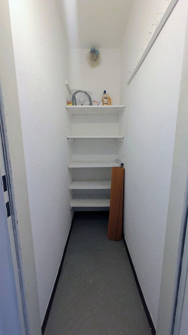 Prenájom bytu 2-izbový 70 m², Oldenburg, Dolné Sasko Prenájom bytu 2-izbový 70 m², Oldenburg, Dolné Sasko