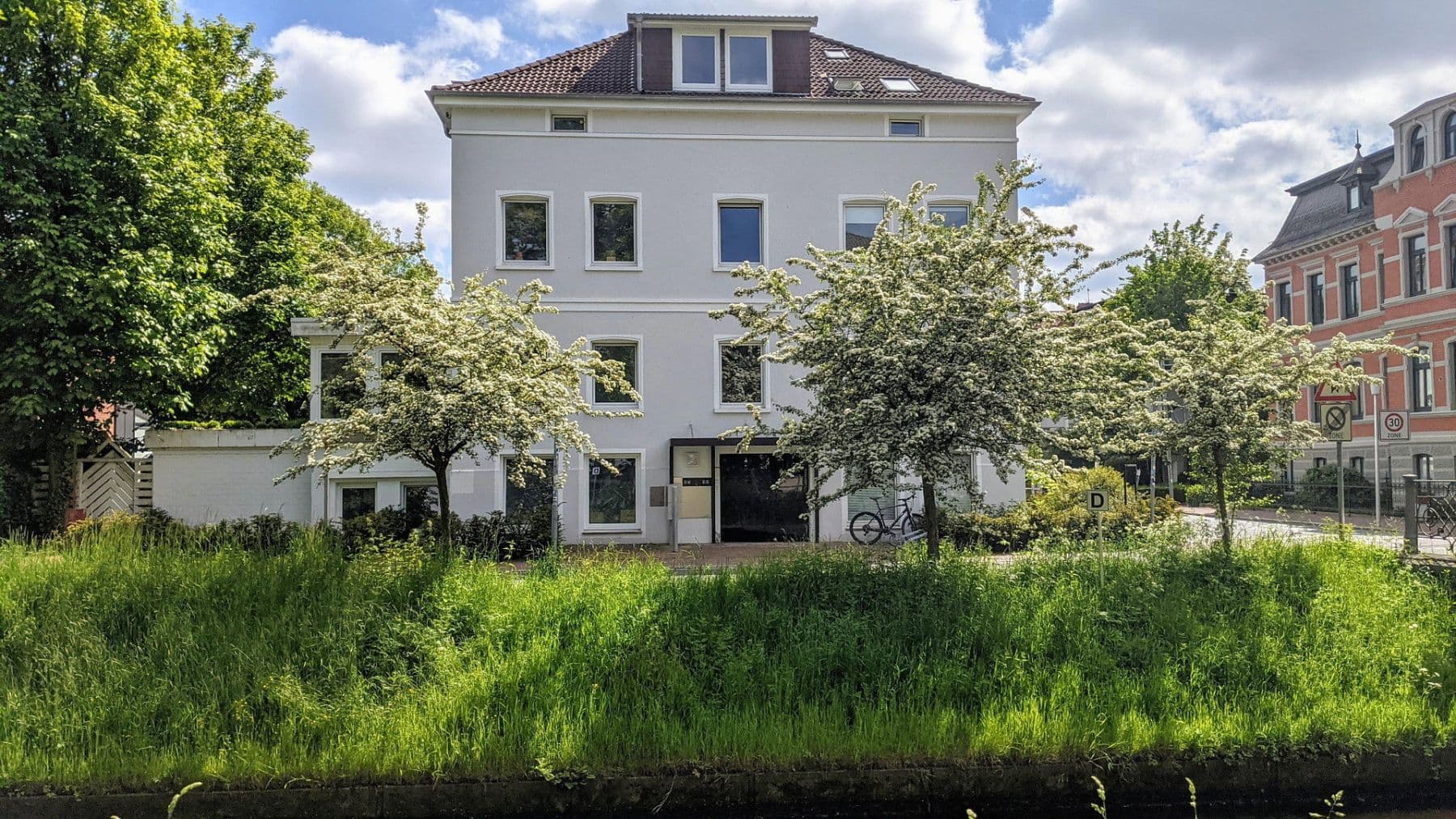 Prenájom bytu 2-izbový 70 m², Oldenburg, Dolné Sasko Prenájom bytu 2-izbový 70 m², Oldenburg, Dolné Sasko