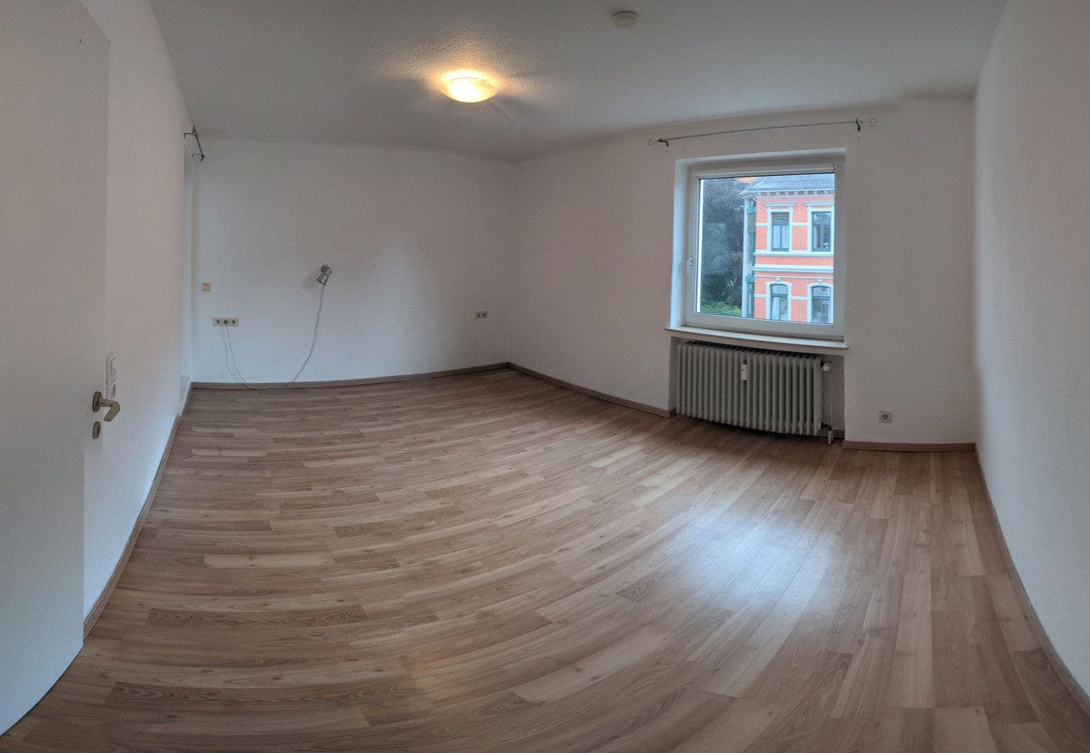 Prenájom bytu 2-izbový 70 m², Oldenburg, Dolné Sasko Prenájom bytu 2-izbový 70 m², Oldenburg, Dolné Sasko