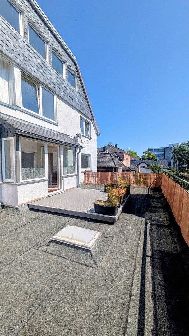 Prenájom bytu 2-izbový 70 m², Oldenburg, Dolné Sasko Prenájom bytu 2-izbový 70 m², Oldenburg, Dolné Sasko