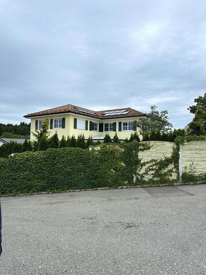 Predaj domu 425 m², pozemok 869 m², Diedorf, Bavorsko Predaj domu 425 m², pozemok 869 m², Diedorf, Bavorsko