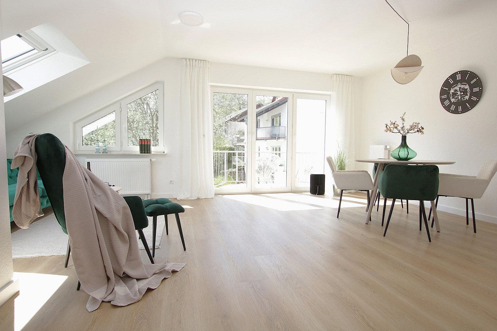 Predaj bytu 3-izbový 87 m², Marburg, Hesensko Predaj bytu 3-izbový 87 m², Marburg, Hesensko