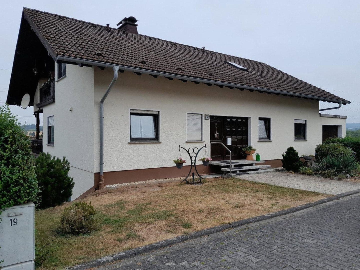 Predaj domu 240 m², pozemok 667 m², Bodener Weg 51, Ruppach-Goldhausen, Porýnie-Falcko Predaj domu 240 m², pozemok 667 m², Bodener Weg 51, Ruppach-Goldhausen, Porýnie-Falcko