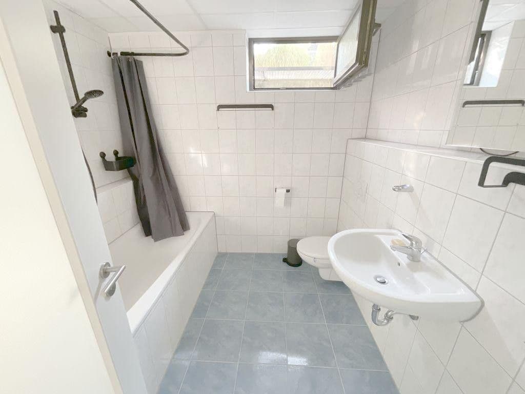 Prenájom bytu 2-izbový 56 m², Karlsruhe, Bádensko-Wurttembersko Prenájom bytu 2-izbový 56 m², Karlsruhe, Bádensko-Wurttembersko