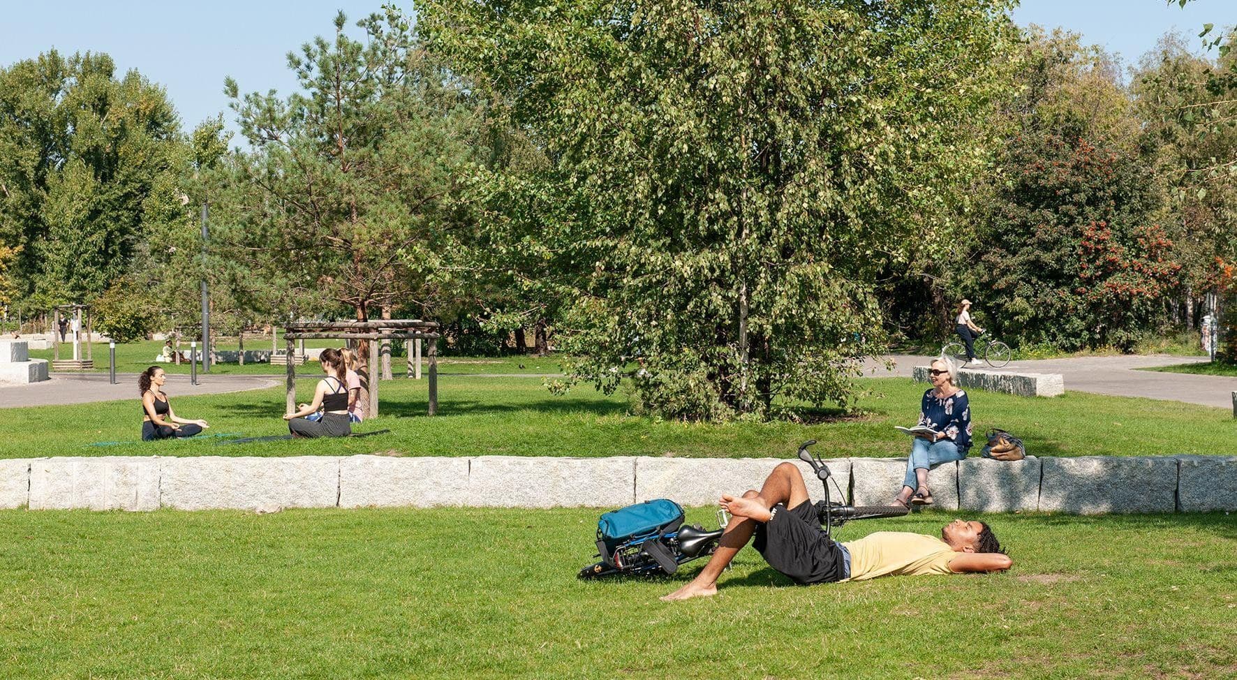 Prenájom bytu 3-izbový 135 m², Berlin, Berlín Prenájom bytu 3-izbový 135 m², Berlin, Berlín