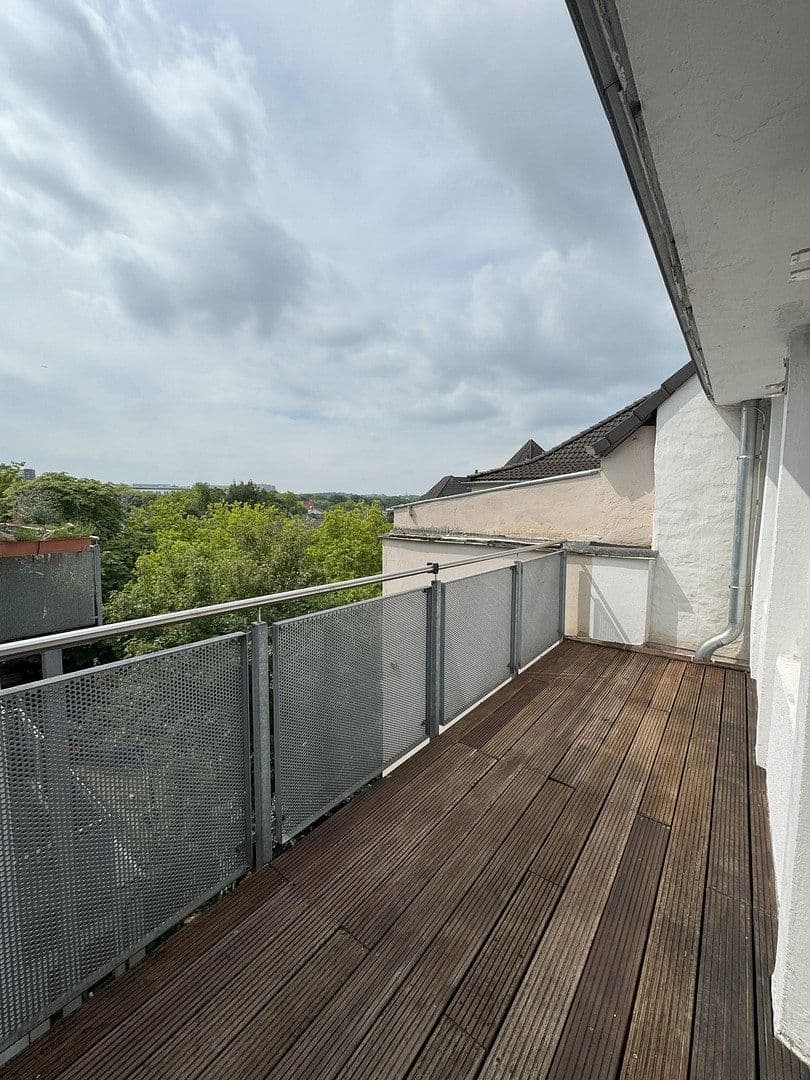 Prenájom bytu 5-izbový 170 m², Kortumstr. xxx, Essen, Severné Porýnie - Westfálsko Prenájom bytu 5-izbový 170 m², Kortumstr. xxx, Essen, Severné Porýnie - Westfálsko