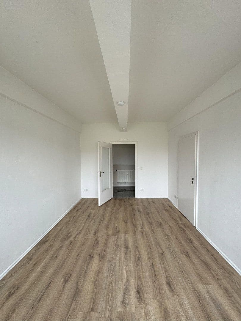 Prenájom bytu 5-izbový 170 m², Kortumstr. xxx, Essen, Severné Porýnie - Westfálsko Prenájom bytu 5-izbový 170 m², Kortumstr. xxx, Essen, Severné Porýnie - Westfálsko