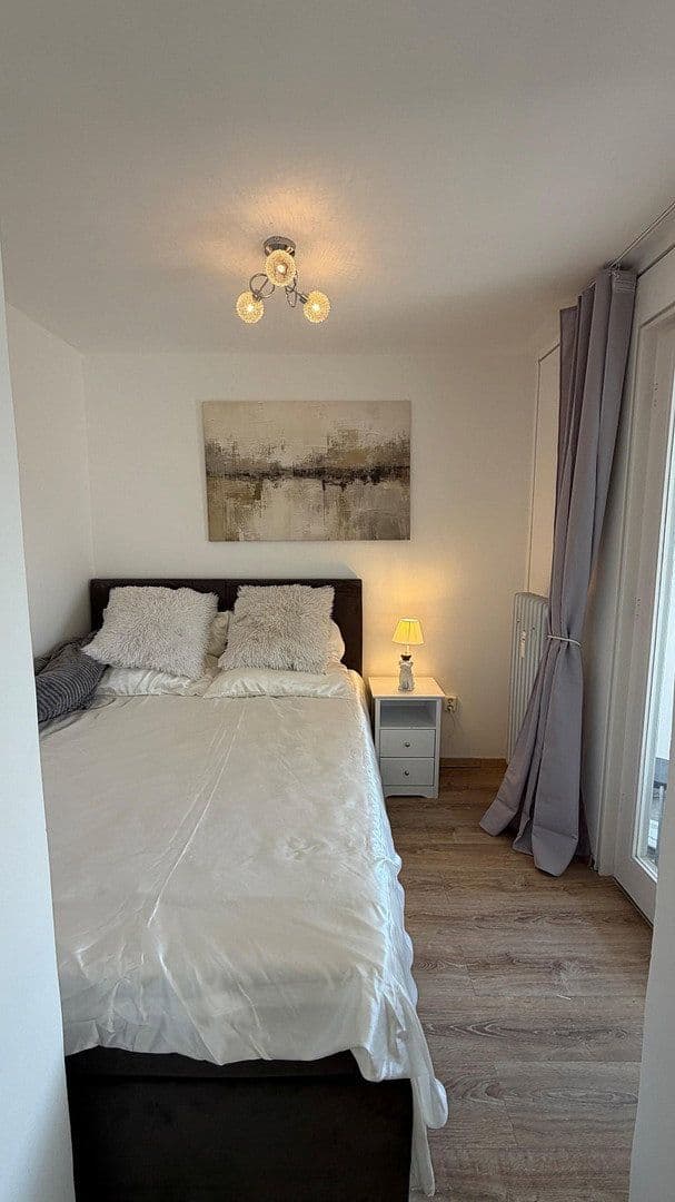 Prenájom bytu 2-izbový 38 m², Zeppelinstr. 36, Augsburg, Bavorsko Prenájom bytu 2-izbový 38 m², Zeppelinstr. 36, Augsburg, Bavorsko