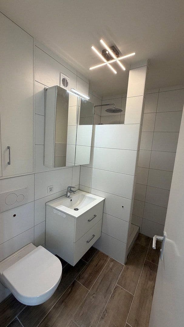 Prenájom bytu 2-izbový 38 m², Zeppelinstr. 36, Augsburg, Bavorsko Prenájom bytu 2-izbový 38 m², Zeppelinstr. 36, Augsburg, Bavorsko