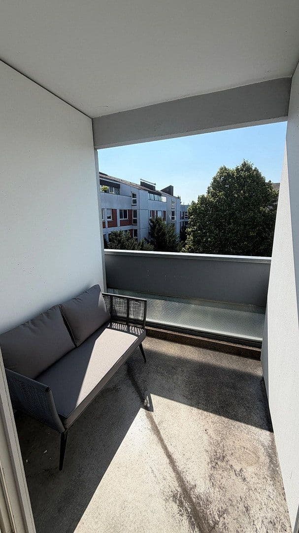 Prenájom bytu 2-izbový 38 m², Zeppelinstr. 36, Augsburg, Bavorsko Prenájom bytu 2-izbový 38 m², Zeppelinstr. 36, Augsburg, Bavorsko